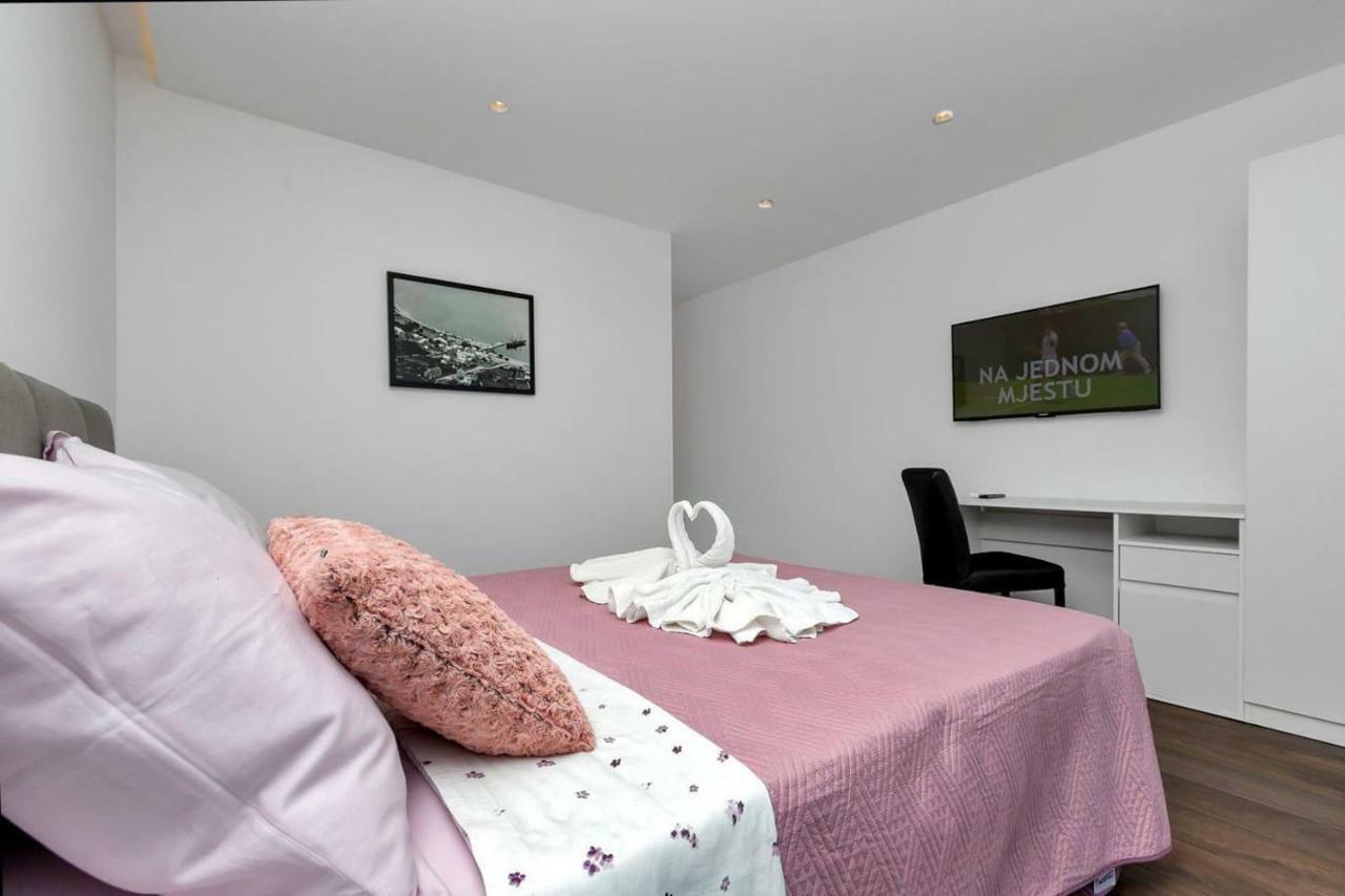 Holiday Home E Bast Dış mekan fotoğraf
